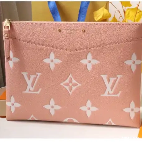 Fashionrepsfam ru 2301DJ0013 Bag LV 0819